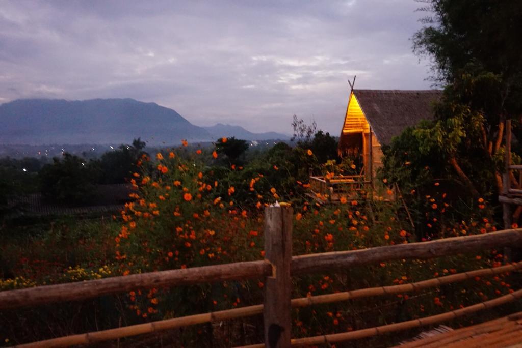 Baan Aingdoi Homestay, Chiang Dao Exterior photo