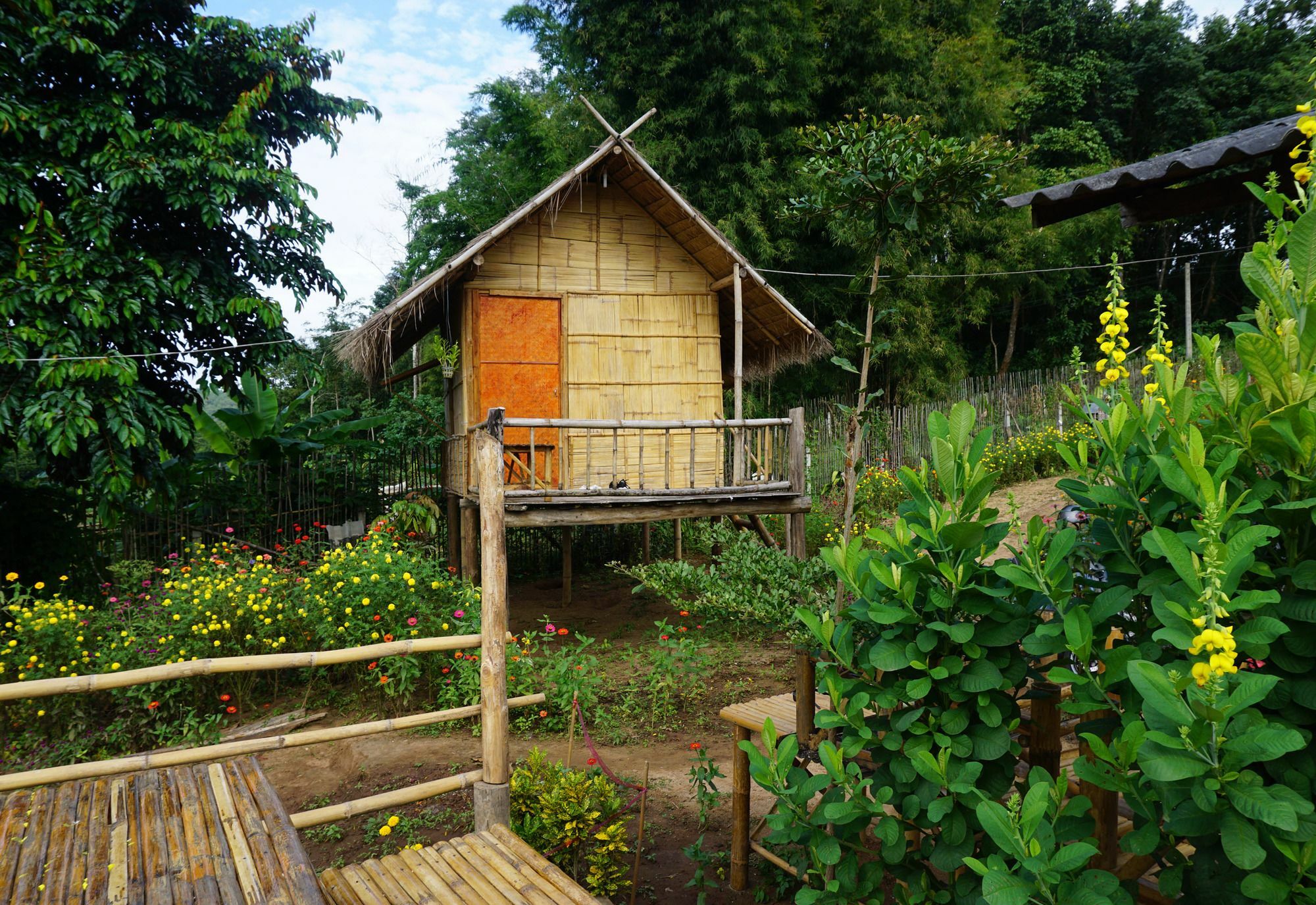Baan Aingdoi Homestay, Chiang Dao Exterior photo