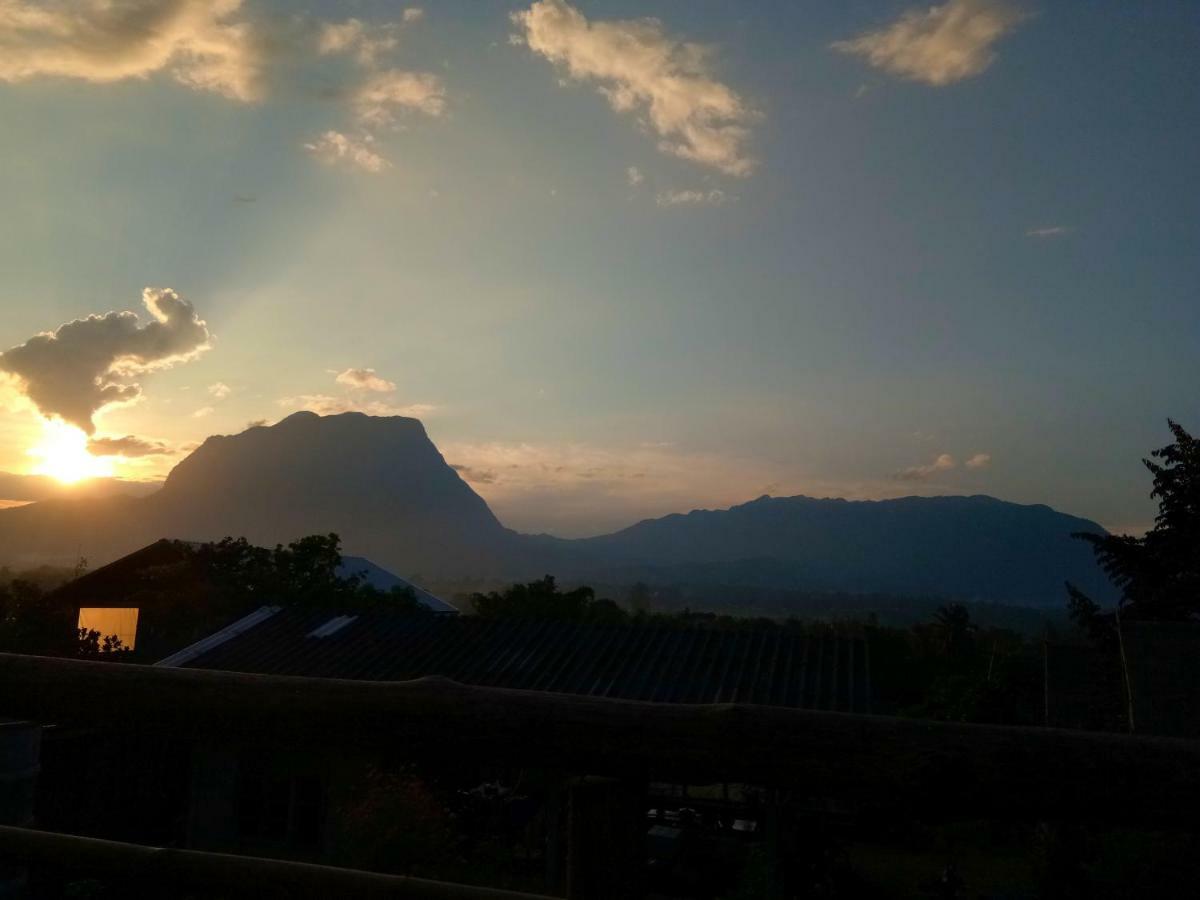 Baan Aingdoi Homestay, Chiang Dao Exterior photo